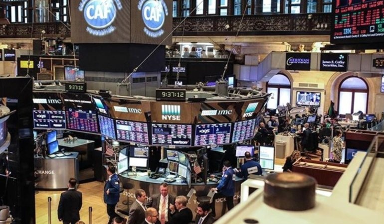 ABD-Çin Ticaret Restleşmesi Derinleşiyor: Piyasalar Tedirgin, Banka Hisseleri Karışık Seyrediyor 1 abd-cin-ticaret-restlesmesi-derinlesiyor-piyasalar-tedirgin-banka-hisseleri-karisik-seyrediyor-TYyWgteU.jpg