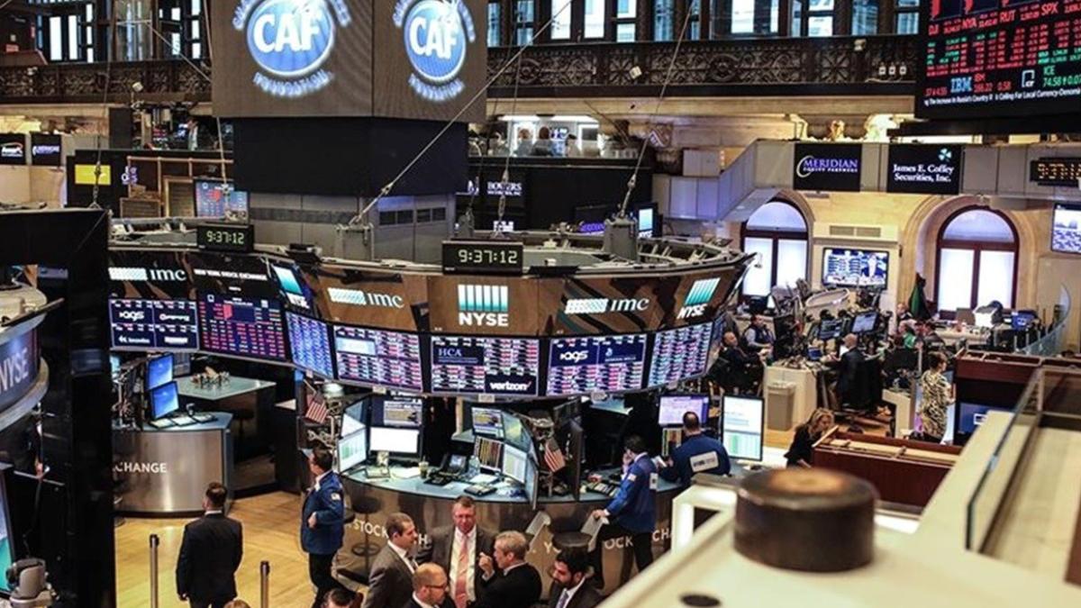 ABD-Çin Ticaret Restleşmesi Derinleşiyor: Piyasalar Tedirgin, Banka Hisseleri Karışık Seyrediyor 2 abd-cin-ticaret-restlesmesi-derinlesiyor-piyasalar-tedirgin-banka-hisseleri-karisik-seyrediyor-TYyWgteU.jpg