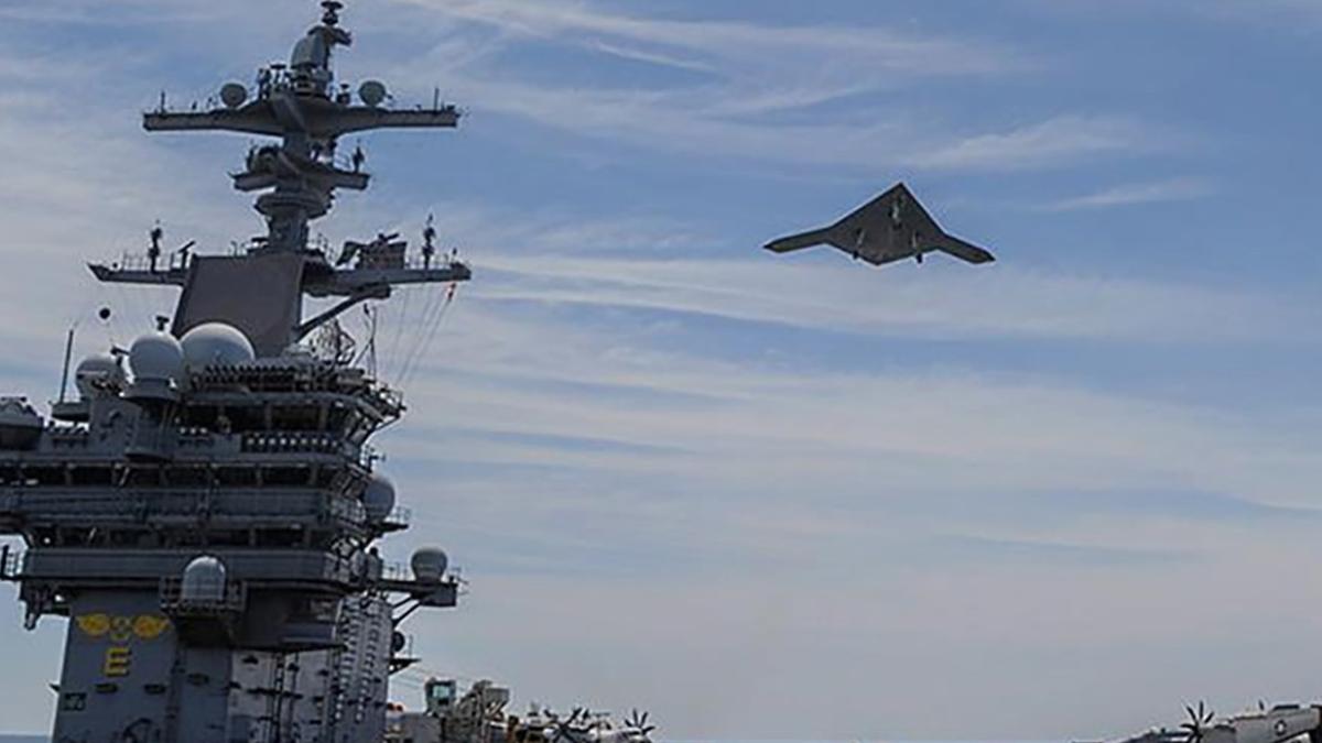 ABD Donanmasına Ait FA-18E Savaş Uçağı Kızıldeniz'de Denize Düştü 2 abd-donanmasina-ait-fa-18e-savas-ucagi-kizildenizde-denize-dustu-PUffHtMB.jpg