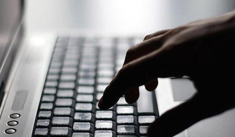 Almanya'da 2,8 milyon kişi hâlâ internet kullanmıyor 1 almanyada-28-milyon-kisi-h-l-internet-kullanmiyor-1YXiM6Q9.jpg
