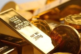 Altın 3.237 Dolarla Rekor Kırdı: Dev Bankalardan 2025 ve Sonrasına Yönelik Çarpıcı Tahminler 2 altin-3237-dolarla-rekor-kirdi-dev-bankalardan-2025-ve-sonrasina-yonelik-carpici-tahminler-JVGb57FF.jpg
