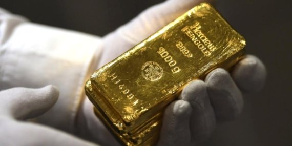 Altın ve Gümüşte Sert Yön Değişimi: Hedge Fonlar Short’a Geçti, Boğa Tahminleri Askıya Alındı