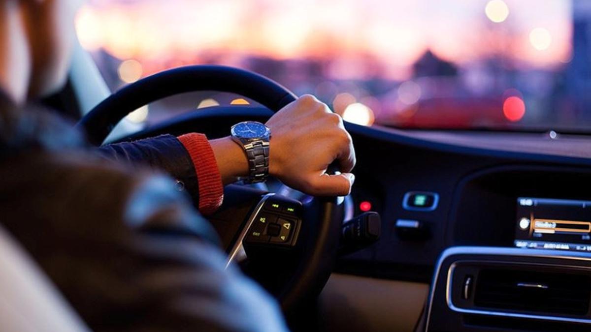 Araç İçi Ekranlar Tarih Oluyor mu? Hyundai ve Ford'dan Sürüşe Yeni Bir Bakış! 2 arac-ici-ekranlar-tarih-oluyor-mu-hyundai-ve-forddan-suruse-yeni-bir-bakis-HCmestMQ.jpg