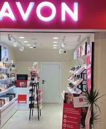 Avon, Türkiye’deki 88. Satış Noktasını Tepe Nautilus AVM’de Açtı 4 avon-turkiyedeki-88-satis-noktasini-tepe-nautilus-avmde-acti-wgacjWST.jpg