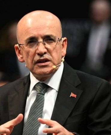 Bakan Mehmet Şimşek New York’ta Yatırımcılarla Buluştu 9 bakan-mehmet-simsek-new-yorkta-yatirimcilarla-bulustu-K5WbvI6h.jpg