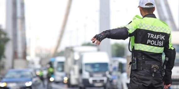 Bakan Yerlikaya Trafikte Hız İhlallerine Karşı Uyardı 4 Aylık Denetim Verileri Açıklandı