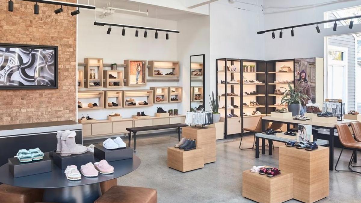 Birkenstock ABD’de 10. mağazasını açtı, küresel büyümesini hızlandırıyor 2 birkenstock-abdde-10-magazasini-acti-kuresel-buyumesini-hizlandiriyor-MMCNbwlm.jpg