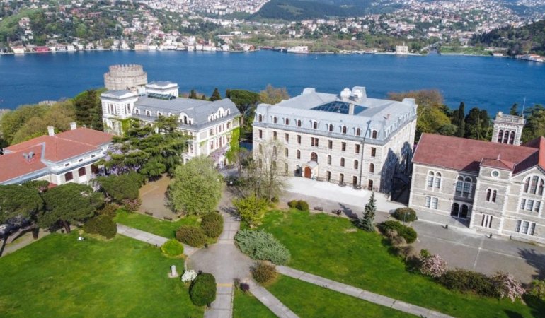 Boğaziçi Üniversitesi, Finans Zirvesi 2025’e Ev Sahipliği Yapıyor Küresel ve Yerel Ekonomi Gündemi Boğaziçi’nde Konuşulacak 1 bogazici-universitesi-finans-zirvesi-2025e-ev-sahipligi-yapiyor-kuresel-ve-yerel-ekonomi-DCuKkYTd.jpg