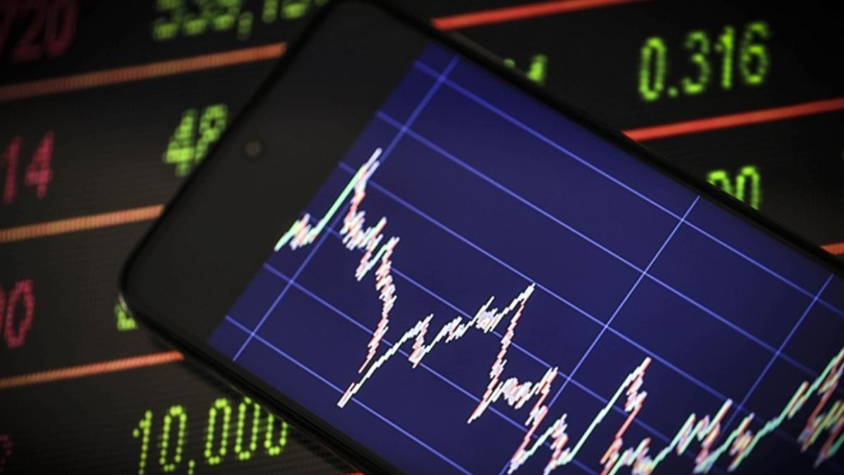 Borsa İstanbul Gün Ortasında Geriledi: Bankacılık ve Holding Hisselerinde Düşüş (9 Nisan 2025) 2 borsa-istanbul-gun-ortasinda-geriledi-bankacilik-ve-holding-hisselerinde-dusus-9-nisan-2025-ZvBztLpj.jpg