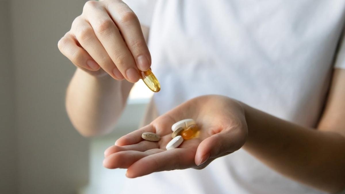 Bu 3 Takviyeye Dikkat Edin Uzmanlar Uyarıyor Sağlıklı Sandığınız Vitaminler Vücudunuza Zarar Verebilir 2 bu-3-takviyeye-dikkat-edin-uzmanlar-uyariyor-saglikli-sandiginiz-vitaminler-vucudunuza-zarar-verebilir-RU1hvl75.jpg