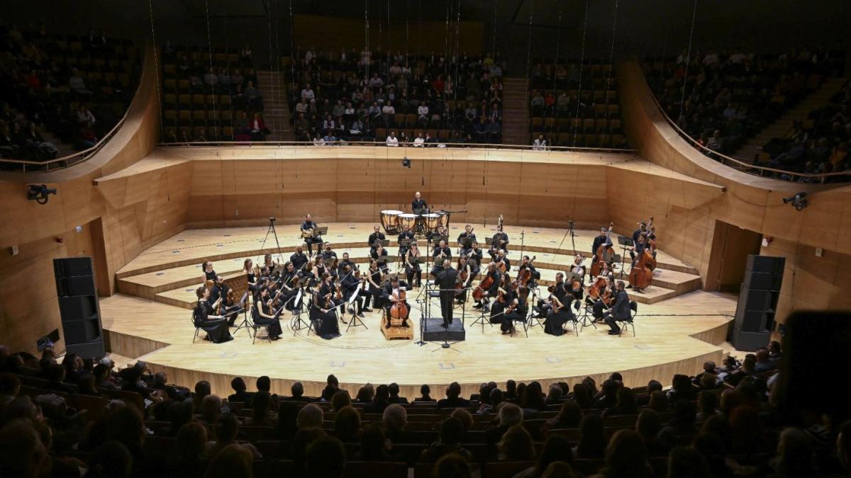 Bu Yılki 39. Uluslararası Ankara Müzik Festivali'nde Kaçırılmaması Gereken 5 Şaşırtıcı An! 2 bu-yilki-39-uluslararasi-ankara-muzik-festivalinde-kacirilmamasi-gereken-5-sasirtici-an-2HAkWVUu.jpg