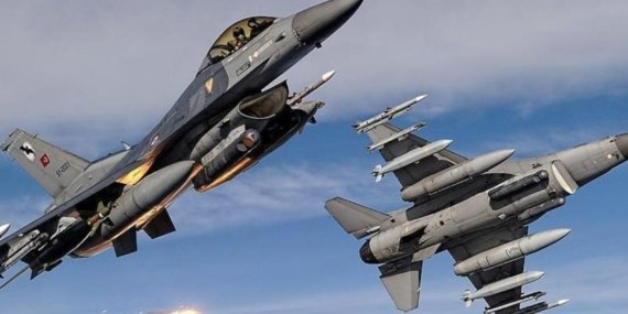 Bulgaristan, İlk F-16 Savaş Uçağını Teslim Aldı