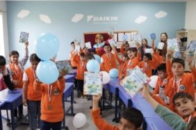 Daikin’in “Temiz Hava Elçileri” Projesi 2 Bin 275 Çocuğa Ulaştı 1 daikinin-temiz-hava-elcileri-projesi-2-bin-275-cocuga-ulasti-DvYm1gJN.jpg