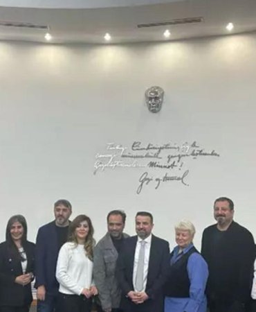 Ekonomi Gazetecileri Derneği’nde Genel Kurul Tamamlandı: Hasan Arslan Güven Tazeledi 5 ekonomi-gazetecileri-derneginde-genel-kurul-tamamlandi-hasan-arslan-guven-tazeledi-zKIucdVi.jpg