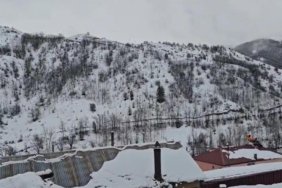 erzincan-bahara-karla-uyandi-td7cjw6e.jpg