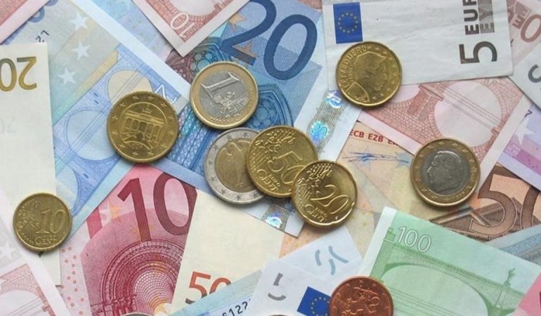Euro Bölgesi’nde Enflasyon Geriledi 6 euro-bolgesinde-enflasyon-geriledi-ic9OsMCR.jpg