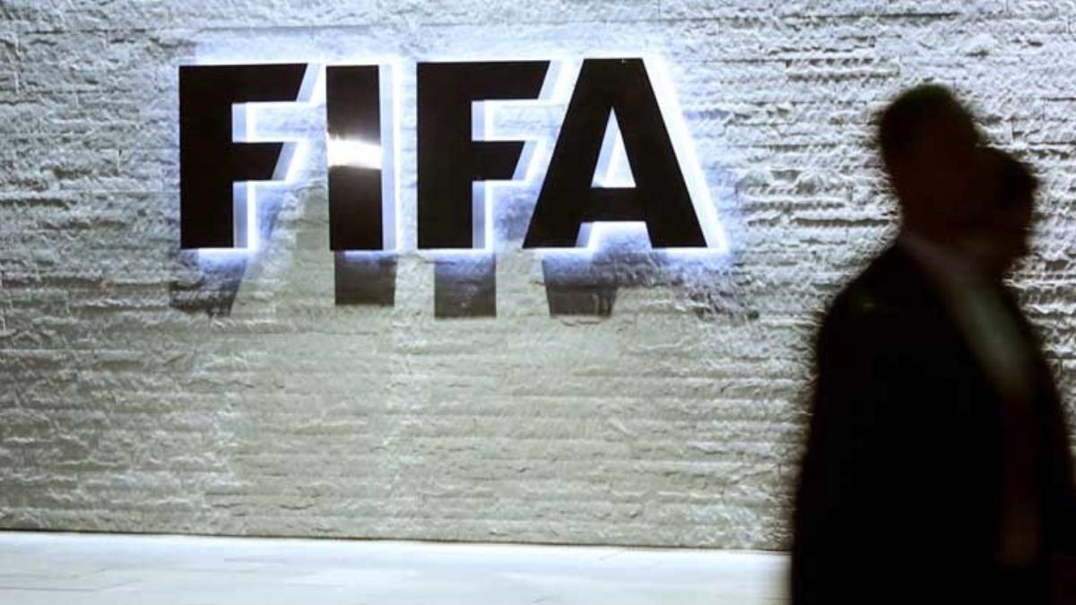 FIFA’dan Türk Futboluna Şok Transfer Yasağı Dalgası 2 fifadan-turk-futboluna-sok-transfer-yasagi-dalgasi-IlulAUB8.jpg