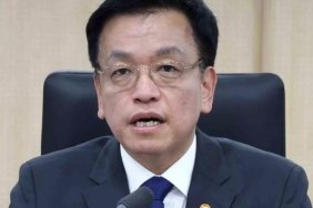 Güney Kore’de Muhalefetten Yeni Hamle: Maliye Bakanı Choi için Azil Önergesi Mecliste 1 guney-korede-muhalefetten-yeni-hamle-maliye-bakani-choi-icin-azil-onergesi-mecliste-GSk5nhbx.jpg