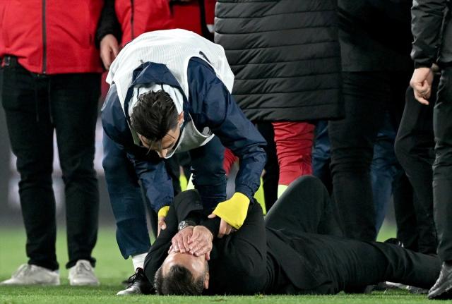 Jose Mourinho'nun Okan Buruk'a Müdahalesi Dünya Basınında Olay Oldu 1 Jose Mourinho'nun Okan Buruk'a Müdahalesi Dünya Basınında Olay Oldu