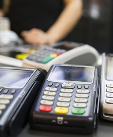 Kartlı Ödemelerde Rekor Artış: Mart Ayında 1,75 Trilyon TL Harcandı 10 kartli-odemelerde-rekor-artis-mart-ayinda-175-trilyon-tl-harcandi-s23NLafd.jpg
