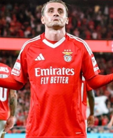Kerem Aktürkoğlu Dünyanın En Fazla Maça Çıkan Futbolcusu Oldu 4 kerem-akturkoglu-dunyanin-en-fazla-maca-cikan-futbolcusu-oldu-yZdsmfBb.jpg