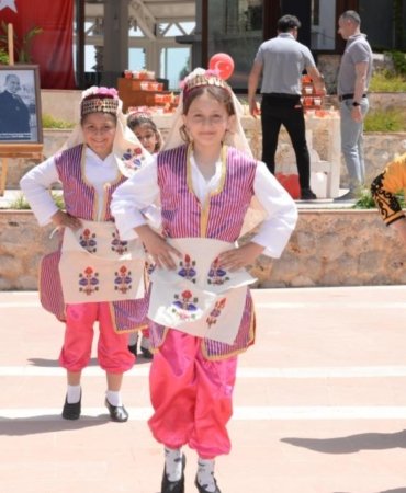 Martı Hotels Çocuklara 23 Nisan’da Unutulmaz Bir Bayram Coşkusu Yaşattı 2 marti-hotels-cocuklara-23-nisanda-unutulmaz-bir-bayram-coskusu-yasatti-jtLhKZBW.jpg