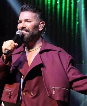 Mehmet Çevik Bursa'da Unutulmaz Bir Bayram Konseri Verdi 3 mehmet-cevik-bursada-unutulmaz-bir-bayram-konseri-verdi-jpCkbKUq.jpg
