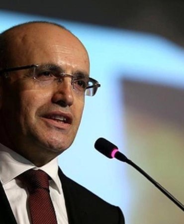 Mehmet Şimşek’ten Dış Ticaret Açıklaması: "Üretim ve İhracata Desteğimiz Sürecek" 8 mehmet-simsekten-dis-ticaret-aciklamasi-uretim-ve-ihracata-destegimiz-surecek-Mp2C1Zft.jpg