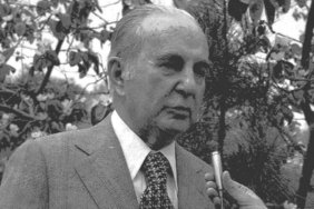 Münir Nurettin Selçuk'un Unutulmaz Mirası: Aramızdan Ayrılışının 44. Yılında Yeniden Hatırlanıyor 11 munir-nurettin-selcukun-unutulmaz-mirasi-aramizdan-ayrilisinin-44-yilinda-yeniden-hatirlaniyor-ylt4RFtw.jpg