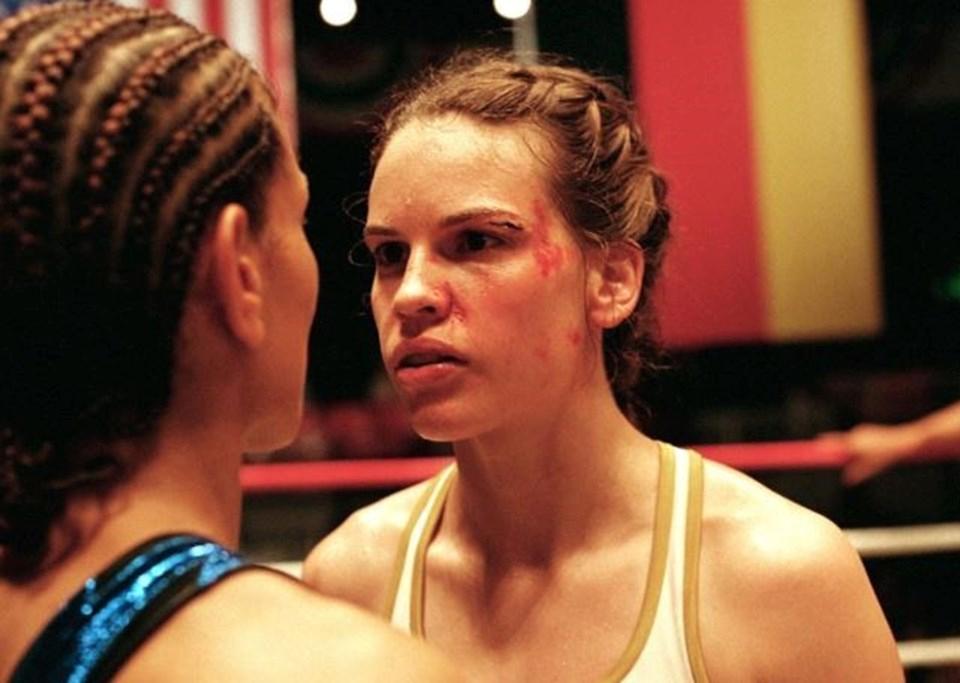 Oscarlı Oyuncunun Yıllar Sonra Şok Eden İtirafı: Erkek Egemen Sektörde Hayatta Kalmanın Zorlukları! 1 Hilary Swank'tan Dikkat Çeken İtiraflar