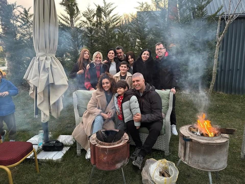 Özcan Deniz, Bayramda Annemi Aramadım Dedi: İçsel Düşüncelerini Paylaştı 2 Özcan Deniz, Bayramda Annemi Aramadım Dedi: İçsel Düşüncelerini Paylaştı