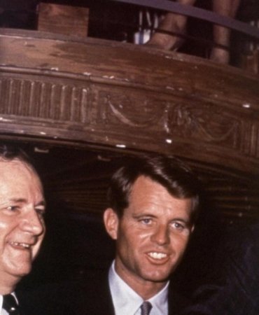 Robert F. Kennedy Suikastına Ait 10 Bin Sayfa Belge Açıklandı 2 robert-f-kennedy-suikastina-ait-10-bin-sayfa-belge-aciklandi-T83u2Ka7.jpg