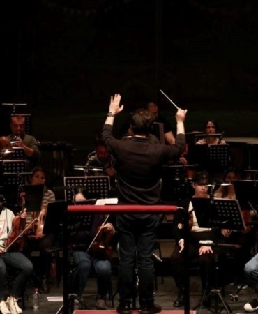 Şaşırtıcı Bir Deneyim: Pinokyo'nun Büyüleyici Senfonik Anlatımı Sahneye Çıkıyor! 10 sasirtici-bir-deneyim-pinokyonun-buyuleyici-senfonik-anlatimi-sahneye-cikiyor-v2quLN8c.jpg