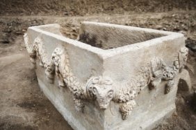 Stratonikeia Antik Kentinde 2 Bin Yıllık Muhteşem Lahit Gün Yüzüne Çıkarıldı 1 stratonikeia-antik-kentinde-2-bin-yillik-muhtesem-lahit-gun-yuzune-cikarildi-iz7yqGcx.jpg