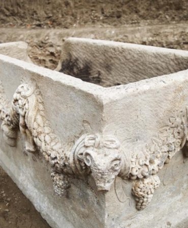 Stratonikeia Antik Kentinde 2 Bin Yıllık Muhteşem Lahit Gün Yüzüne Çıkarıldı 10 stratonikeia-antik-kentinde-2-bin-yillik-muhtesem-lahit-gun-yuzune-cikarildi-iz7yqGcx.jpg