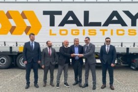 Tırsan’dan Talay Logistics’e 300 Adet Tren Yüklemeli Tenteli Perdeli Multi Ride 11 tirsandan-talay-logisticse-300-adet-tren-yuklemeli-tenteli-perdeli-multi-ride-iPquPdZM.jpg