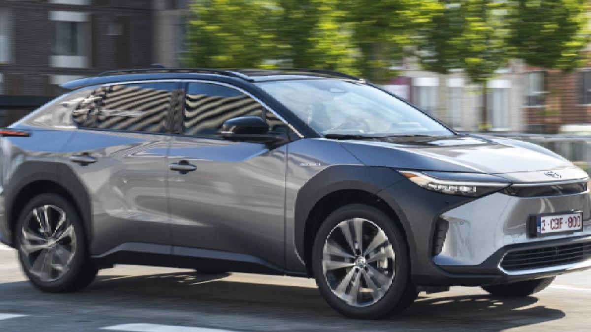 Toyota, Elektrikli Geleceğe Geç Kalmadı: 2027’ye Kadar 1 Milyon EV Hedefi 2 toyota-elektrikli-gelecege-gec-kalmadi-2027ye-kadar-1-milyon-ev-hedefi-uhMZr2JW.jpg