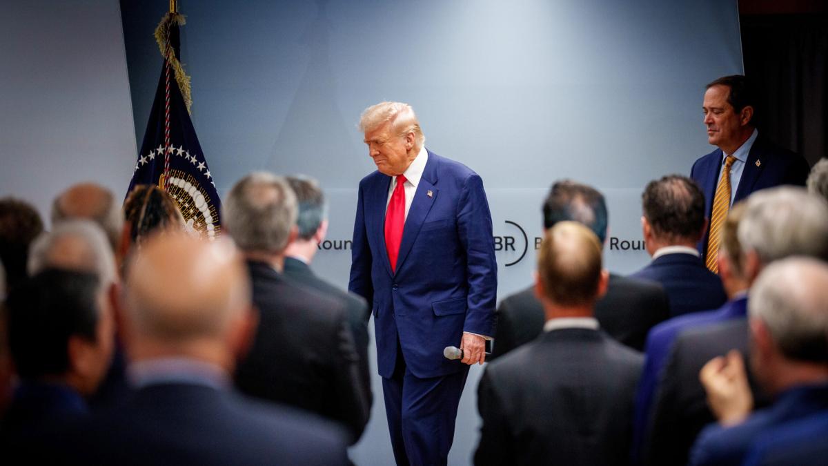 Trump’a Güvenen Silikon Vadisi CEO’ları Hayal Kırıklığı Yaşıyor 2 trumpa-guvenen-silikon-vadisi-ceolari-hayal-kirikligi-yasiyor-wOWVmtlJ.jpg