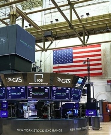 trumpin-tarifeleri-piyasalari-vurdu-wall-streette-6-trilyon-dolarlik-tarihi-cokus-Vh59NXsk.jpg
