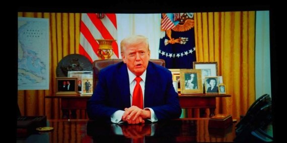 Trump’ın Yeni Çin Vergileri Asya Piyasalarını Sarstı Bitcoin’de “Death Cross” Tehlikesi