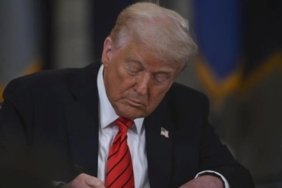 Trump’tan Yeni Hamle: ABD İlaç İthalatına Büyük Gümrük Tarifeleri Getiriyor 4 trumptan-yeni-hamle-abd-ilac-ithalatina-buyuk-gumruk-tarifeleri-getiriyor-UjhWCuFN.jpg