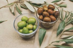 Türkiye sofralık zeytin üretiminde dünyada ilk sırada, hedef ağaç sayısı bakımından da zirveye yerleşmek 1 turkiye-sofralik-zeytin-uretiminde-dunyada-ilk-sirada-hedef-agac-sayisi-bakimindan-da-zirveye-yerlesmek-YLrDPSqV.jpg
