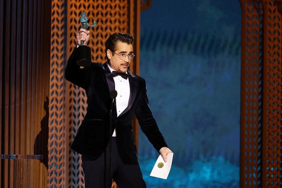 Colin Farrell’ın Ailesine Şükranları