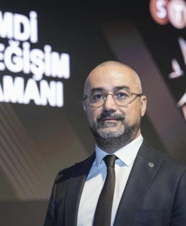 Yapay zeka çağında tedarik zinciri için değişim uyarısı geldi 2 yapay-zeka-caginda-tedarik-zinciri-icin-degisim-uyarisi-geldi-v2fafVp1.jpg