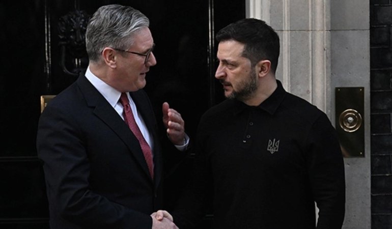 Zelenski ve Starmer Roma’da Buluştu 1 zelenski-ve-starmer-romada-bulustu-gLK6qhnH.jpg