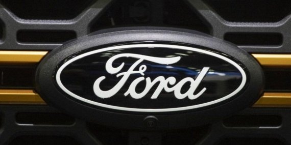 ABD’de Tarife Belirsizliği: Ford Mali Tahminlerini Askıya Aldı