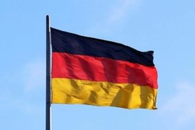 Almanya’da AfD ile İstihbarat Krizi Derinleşiyor: “Aşırı Sağcı” Tanımına Dava Açıldı 5 almanyada-afd-ile-istihbarat-krizi-derinlesiyor-asiri-sagci-tanimina-dava-acildi-C81rGRAd.jpg