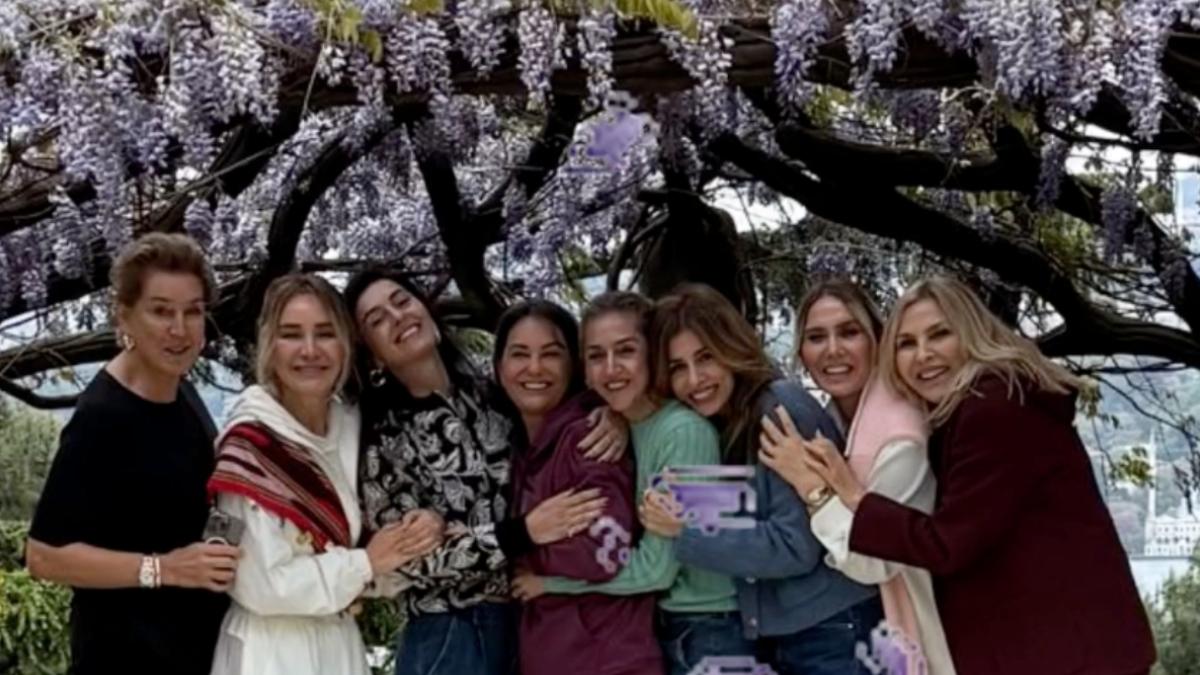 Arzu Sabancı’dan Yıldız Sarayı Paylaşımı 2 arzu-sabancidan-yildiz-sarayi-paylasimi-4GXUFNjr.jpg