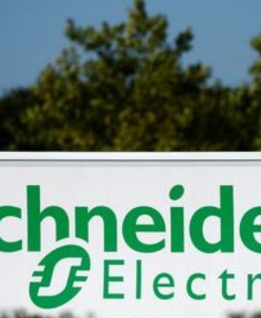 Barclays’ten Schneider Electric’e Not İndirimi: Büyüme Beklentileri Aşağı Yönlü Revize Edildi 3 barclaysten-schneider-electrice-not-indirimi-buyume-beklentileri-asagi-yonlu-revize-edildi-8qQG4ChS.jpg