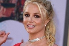 Britney Spears, LAX'da Sigara İçerken Polisle Karşılaştı 1 britney-spears-laxda-sigara-icerken-polisle-karsilasti-3JuYNkkq.jpg